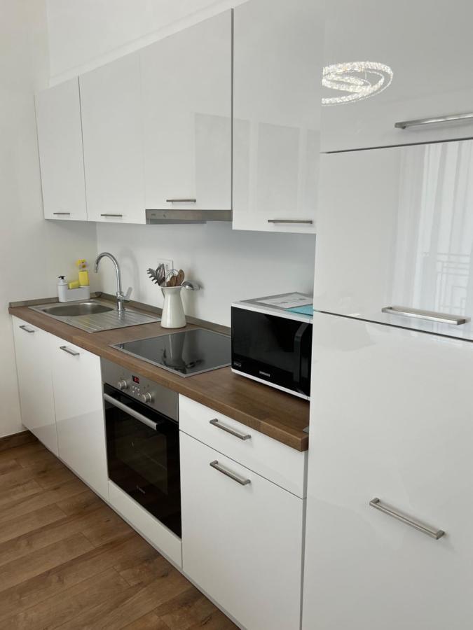 Apartamento Luxe Studio With City Center Vibe