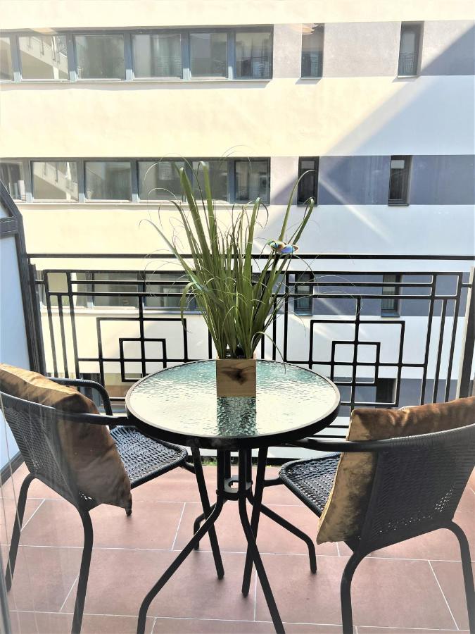 Apartamento Luxe Studio With City Center Vibe *