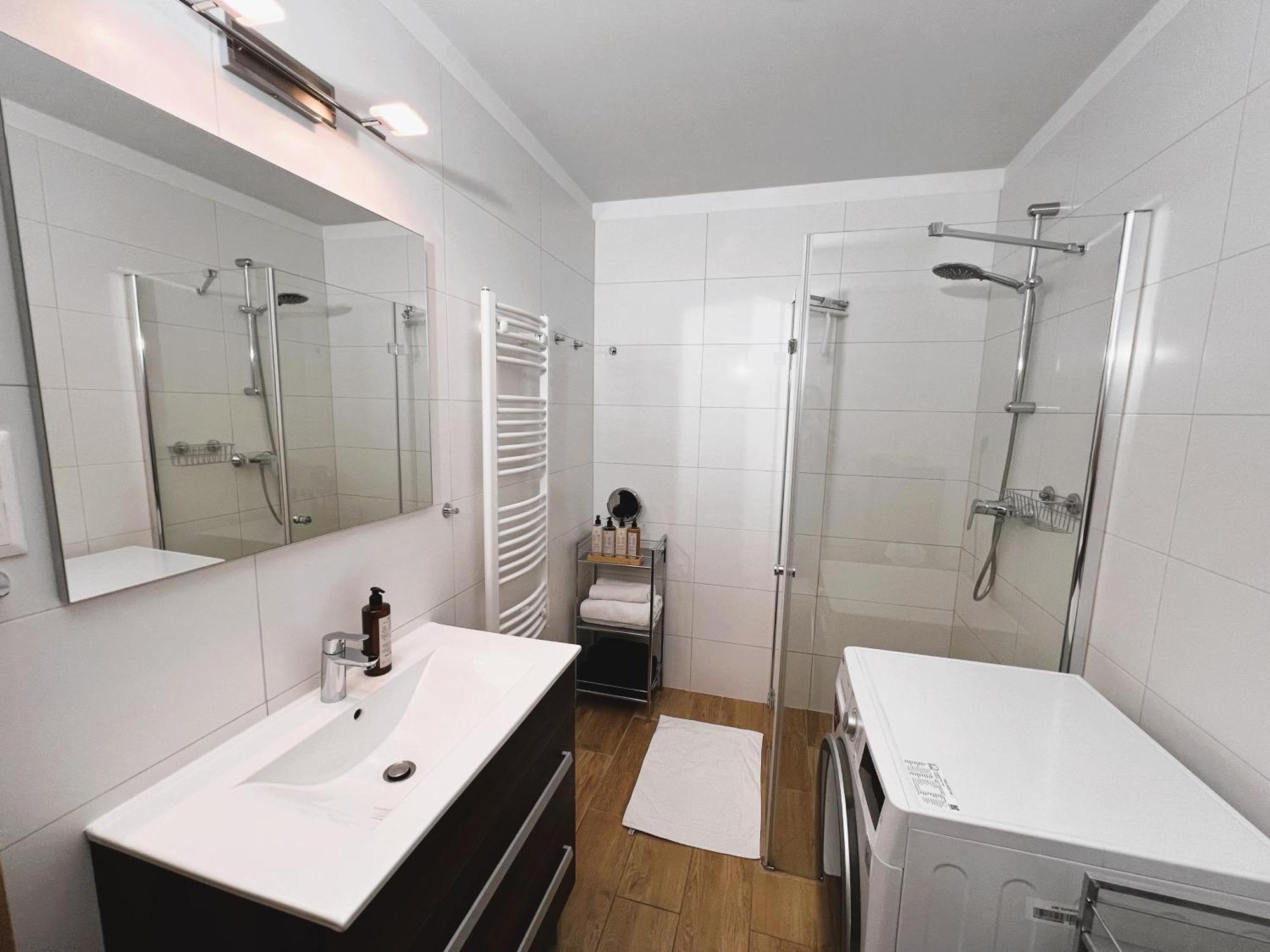 Luxe Studio With City Center Vibe Apartamento