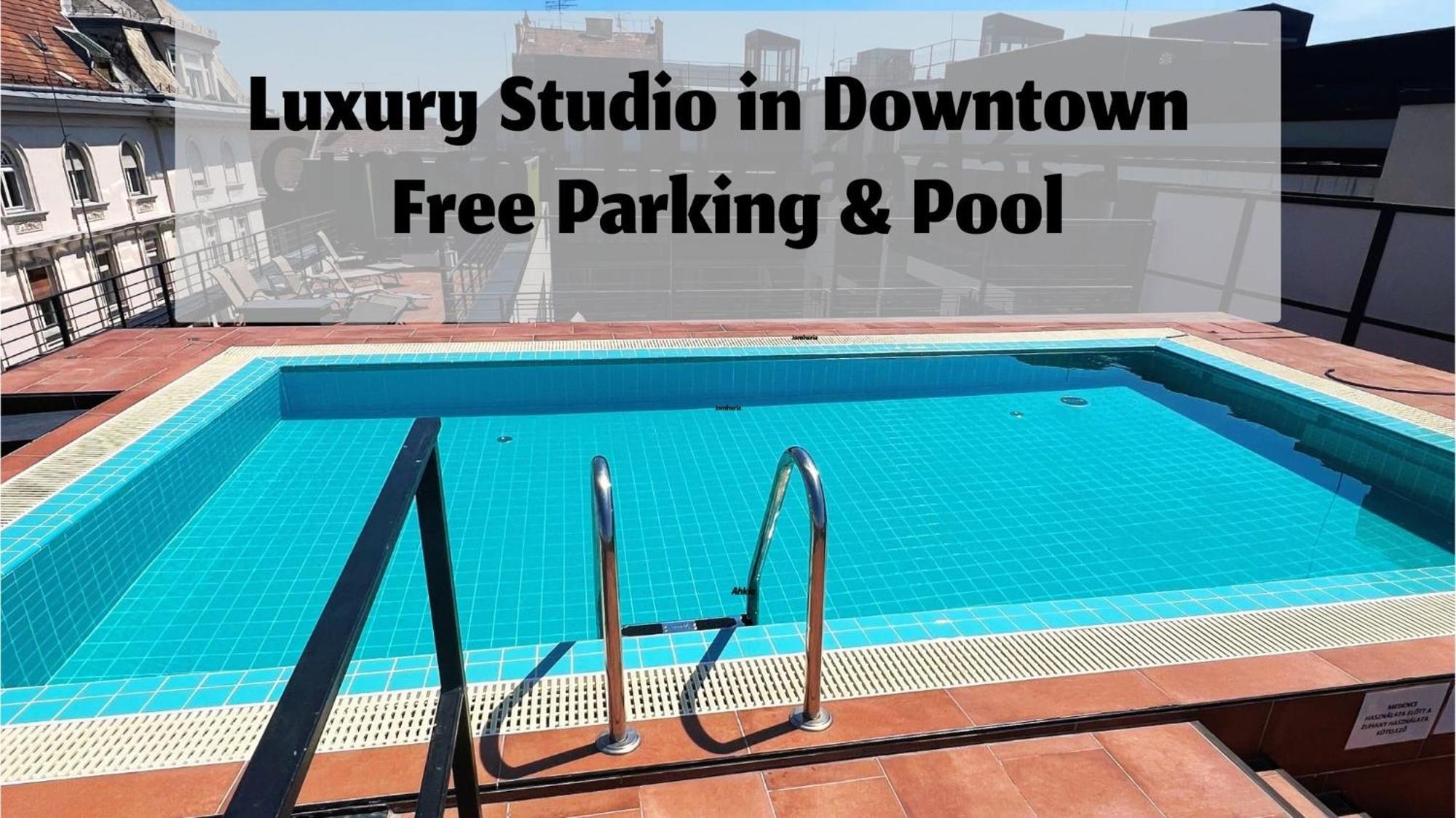 Luxe Studio With City Center Vibe *